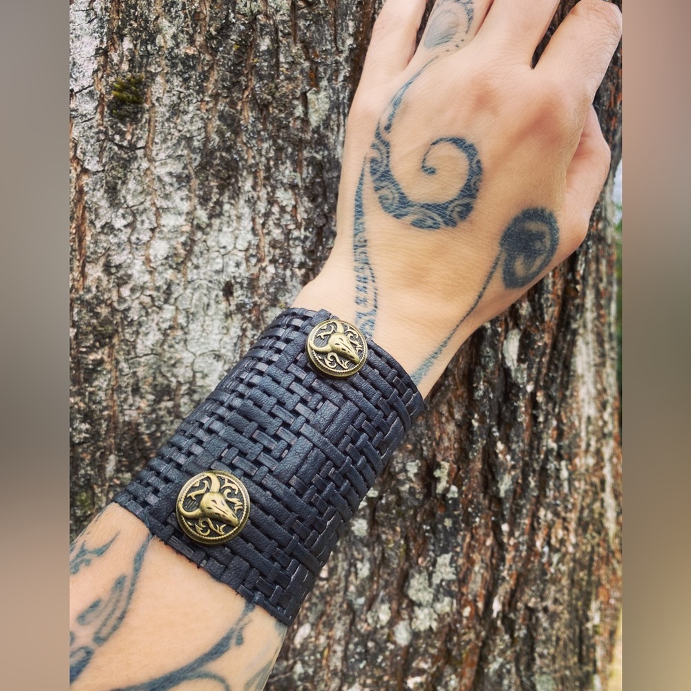 Leather cuff bracelet